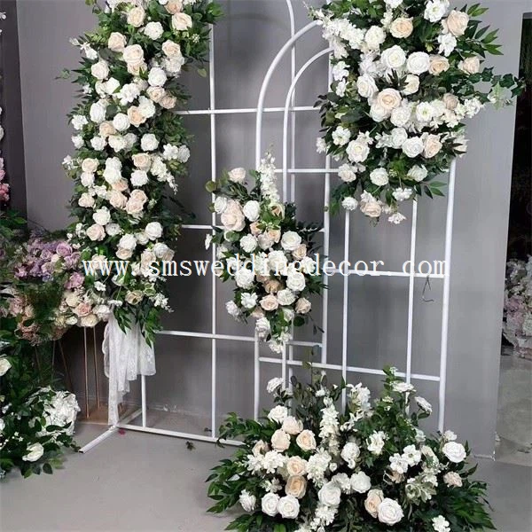 greenery runner wedding
