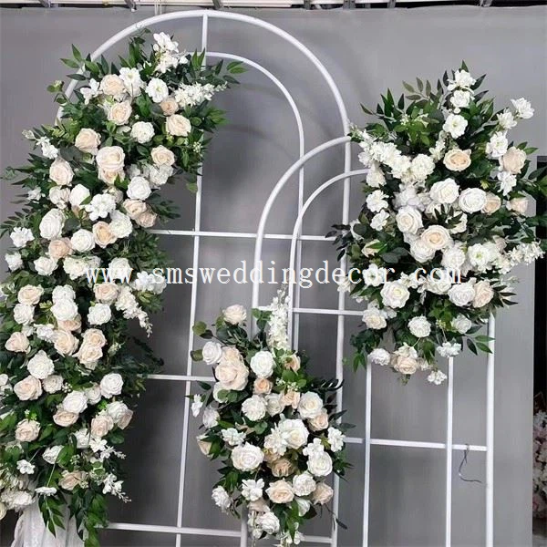 wedding table greenery runner