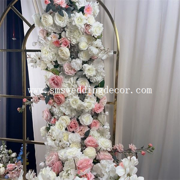 Large Flower Arrangements For Dining Table