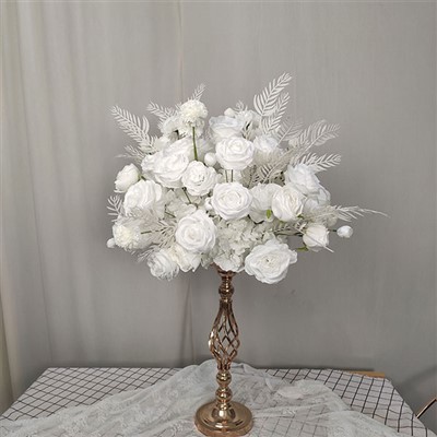 Høye Hvite Bryllup Centerpieces